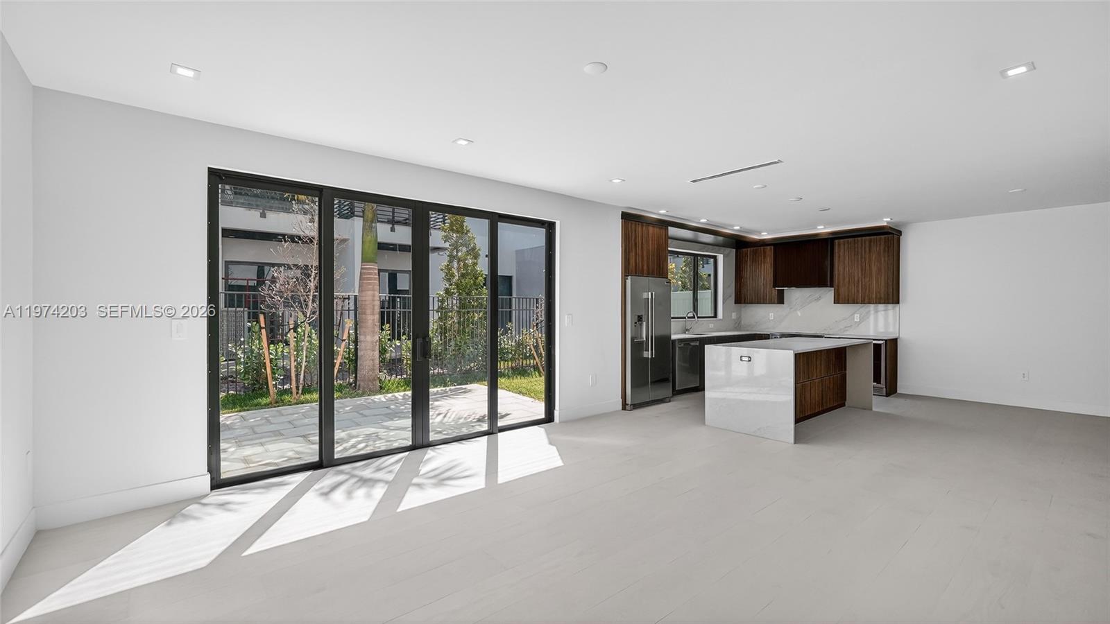 4624 SW 32ND AVE # A3