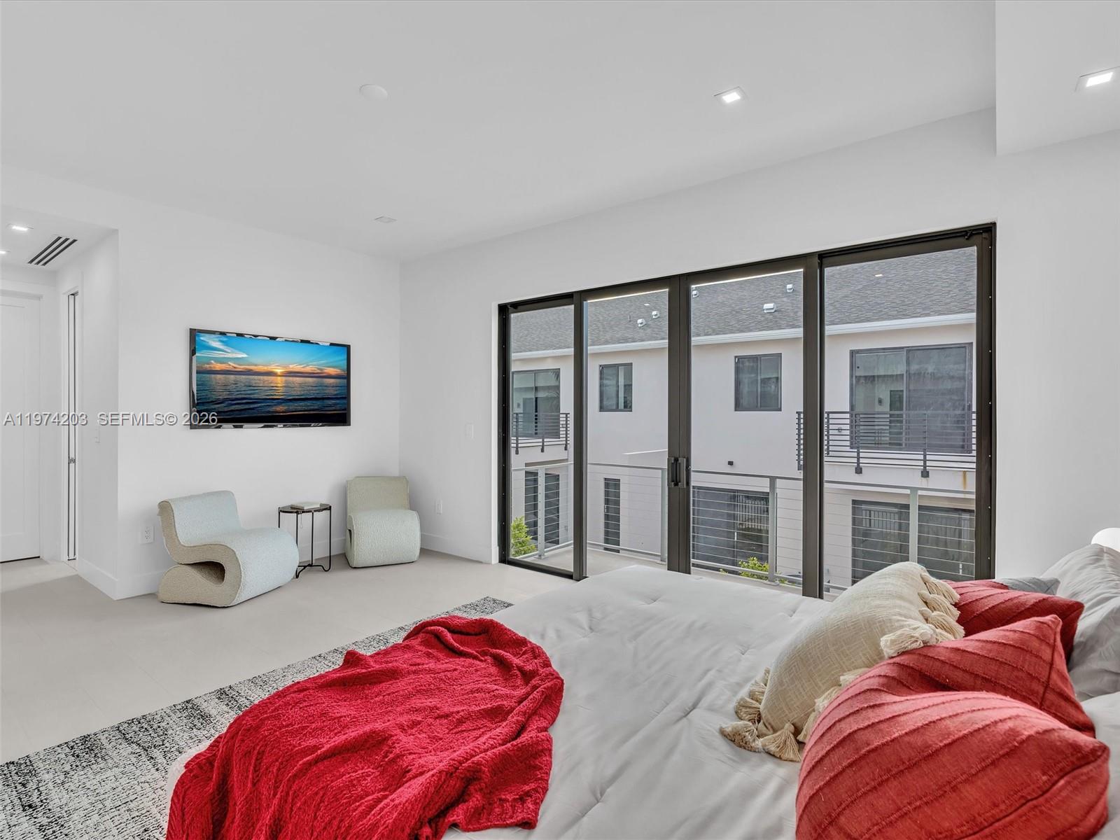 4624 SW 32ND AVE # A3