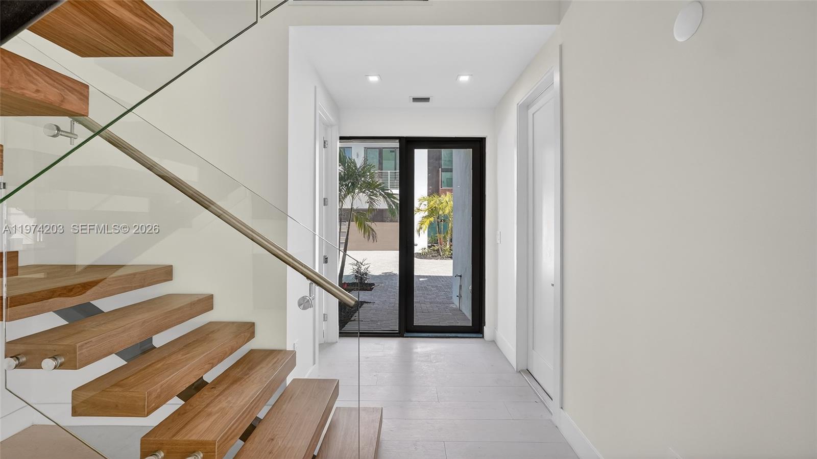 4624 SW 32ND AVE # A3