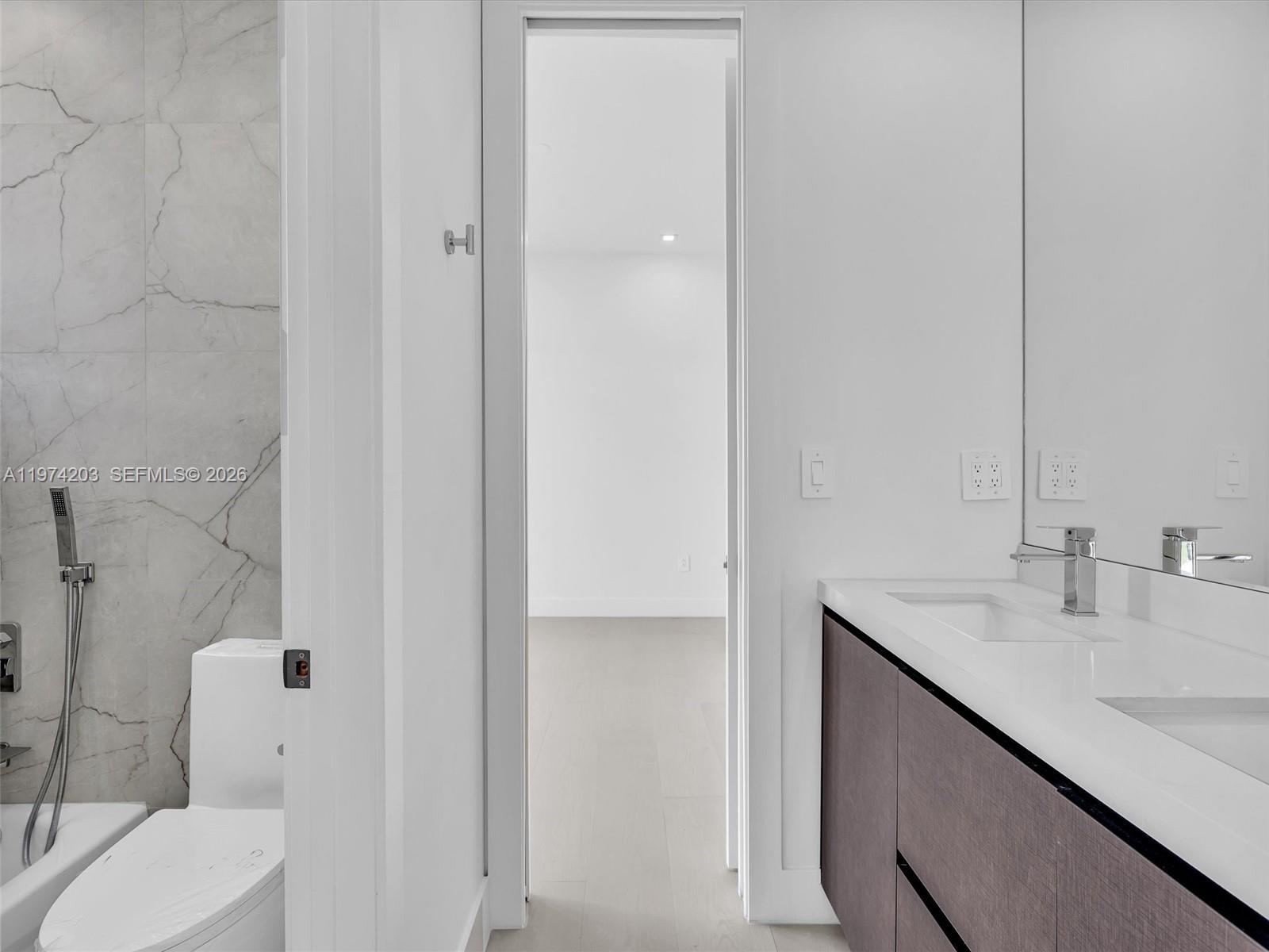 4624 SW 32ND AVE # A3