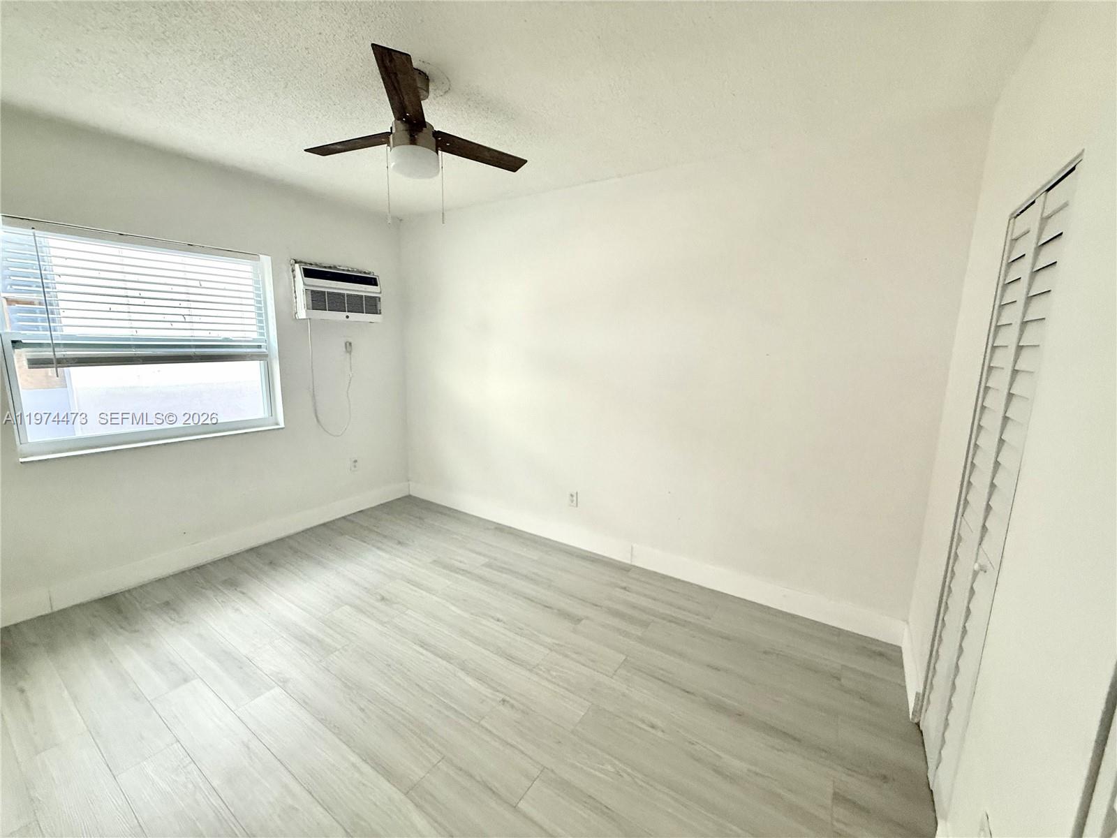 1043 NW 2nd St # 16