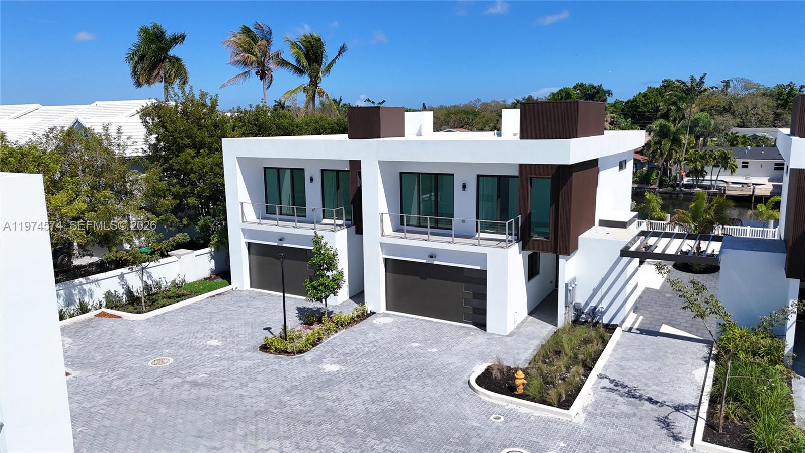 4638 SW 32ND AVE # D2