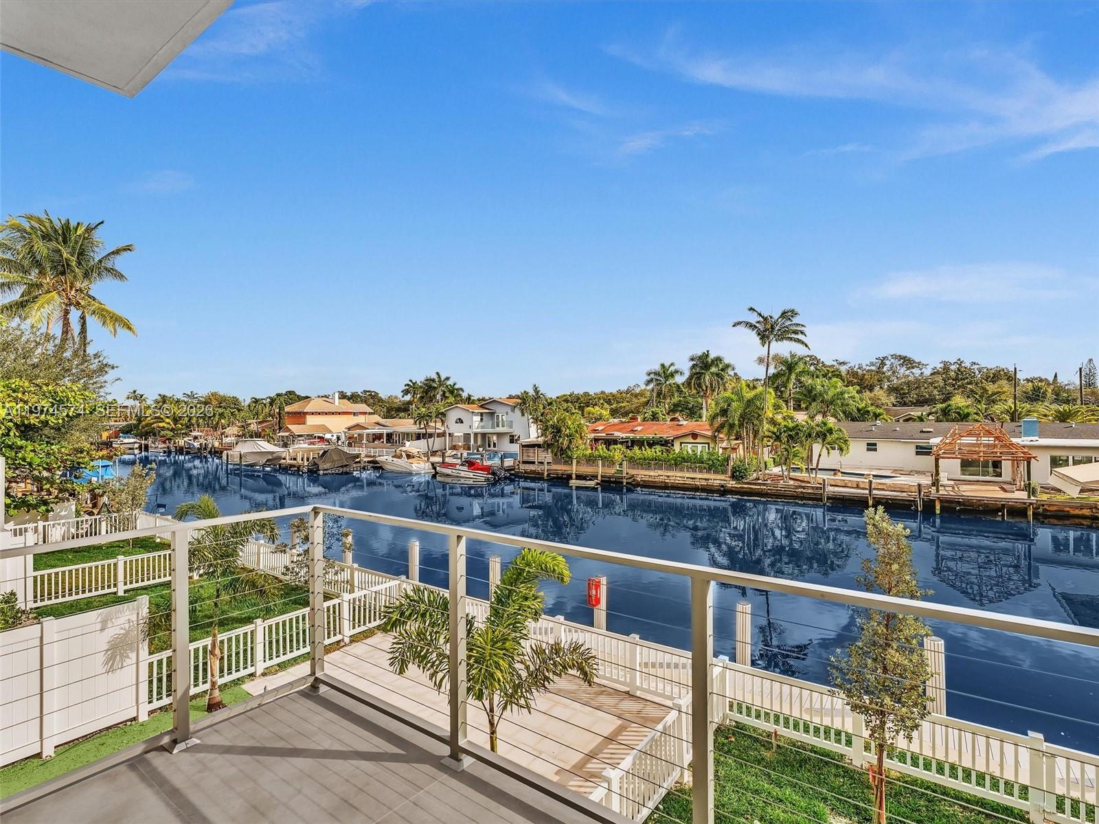 4638 SW 32ND AVE # D2