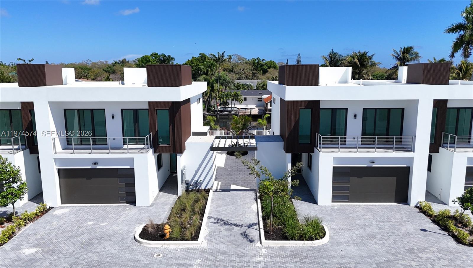 4638 SW 32ND AVE # D2