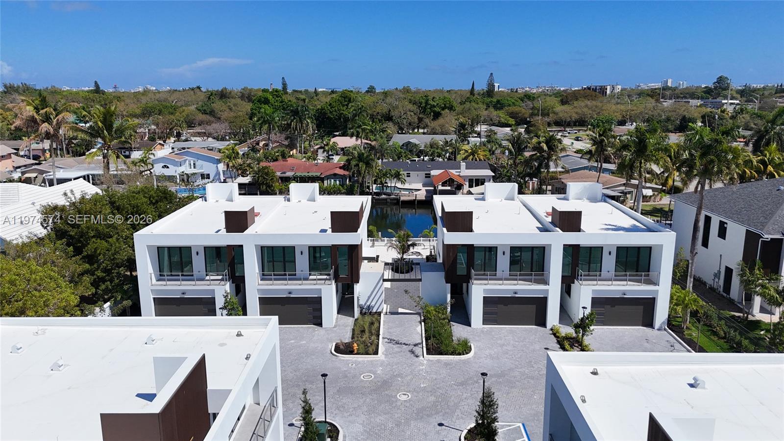 4638 SW 32ND AVE # D2