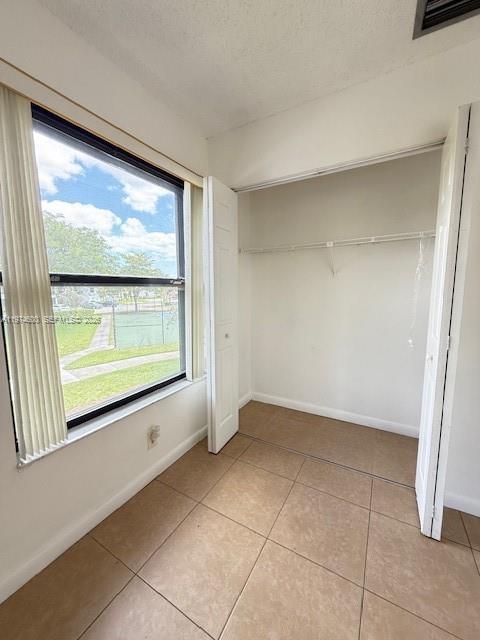 207 Lake Pointe Dr # 201