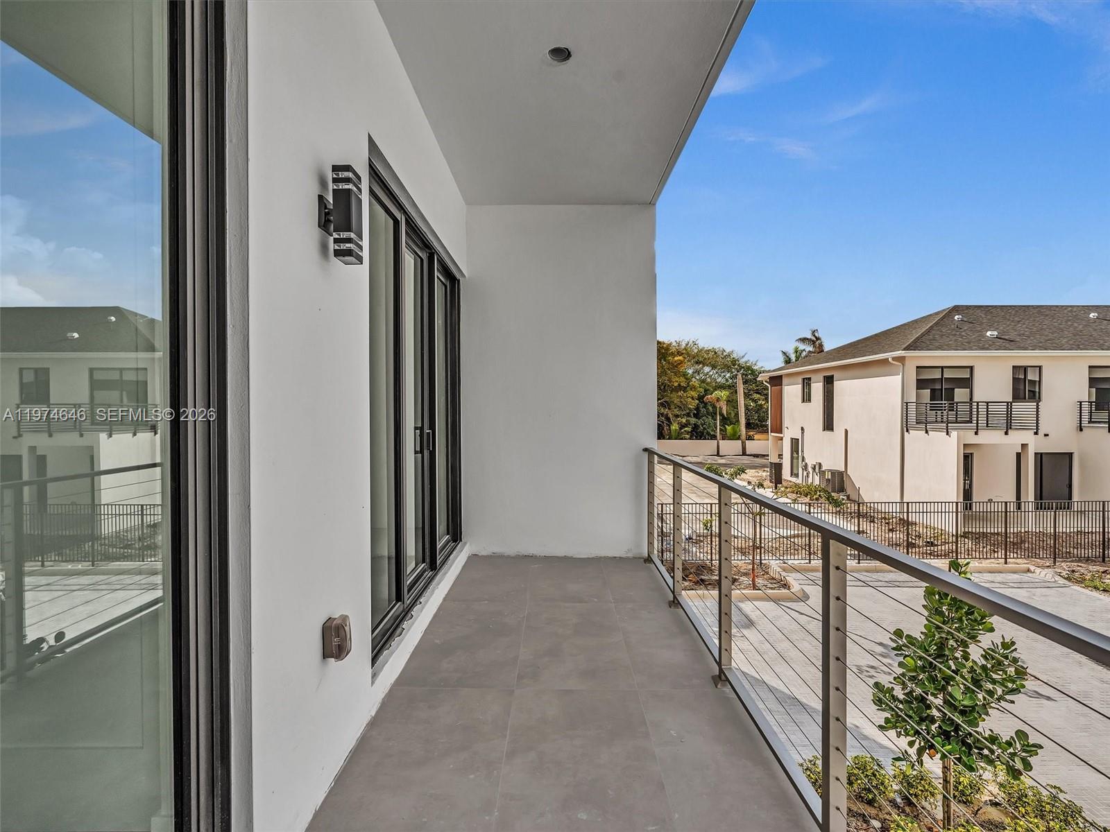 4636 SW 32ND AVE # C2