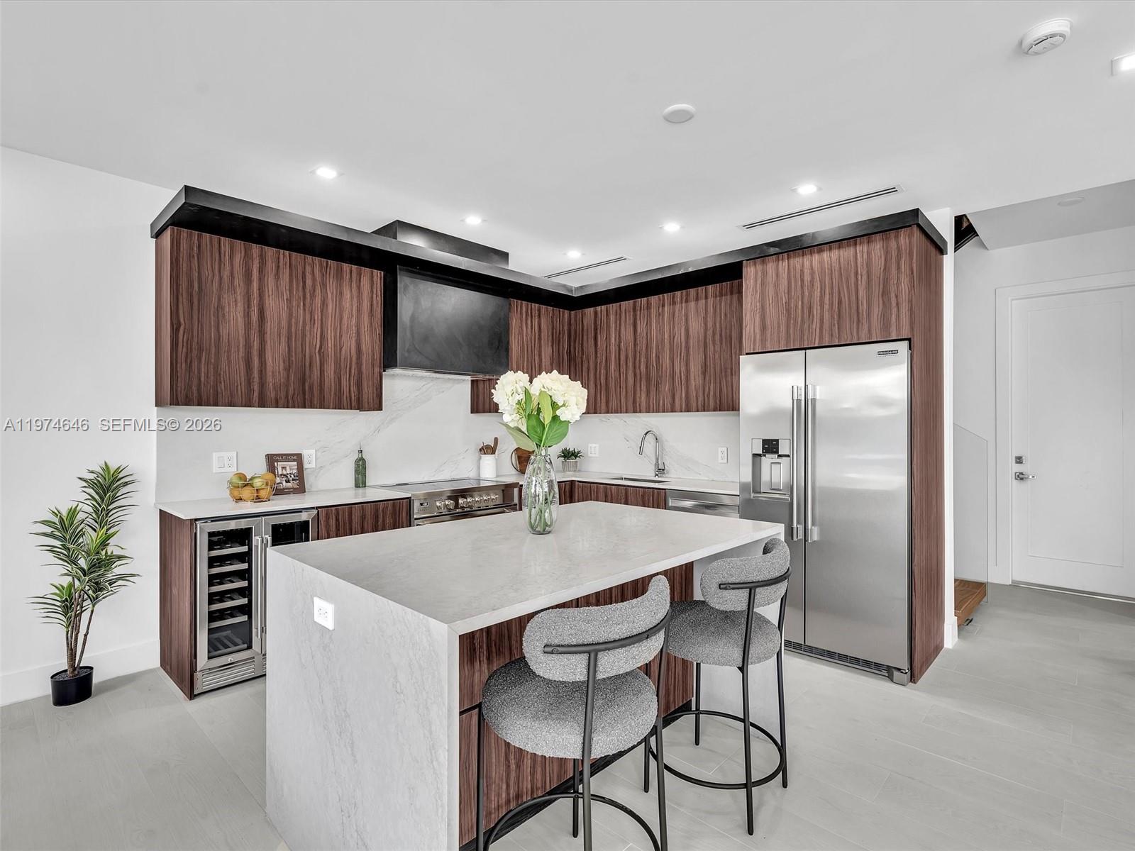 4636 SW 32ND AVE # C2