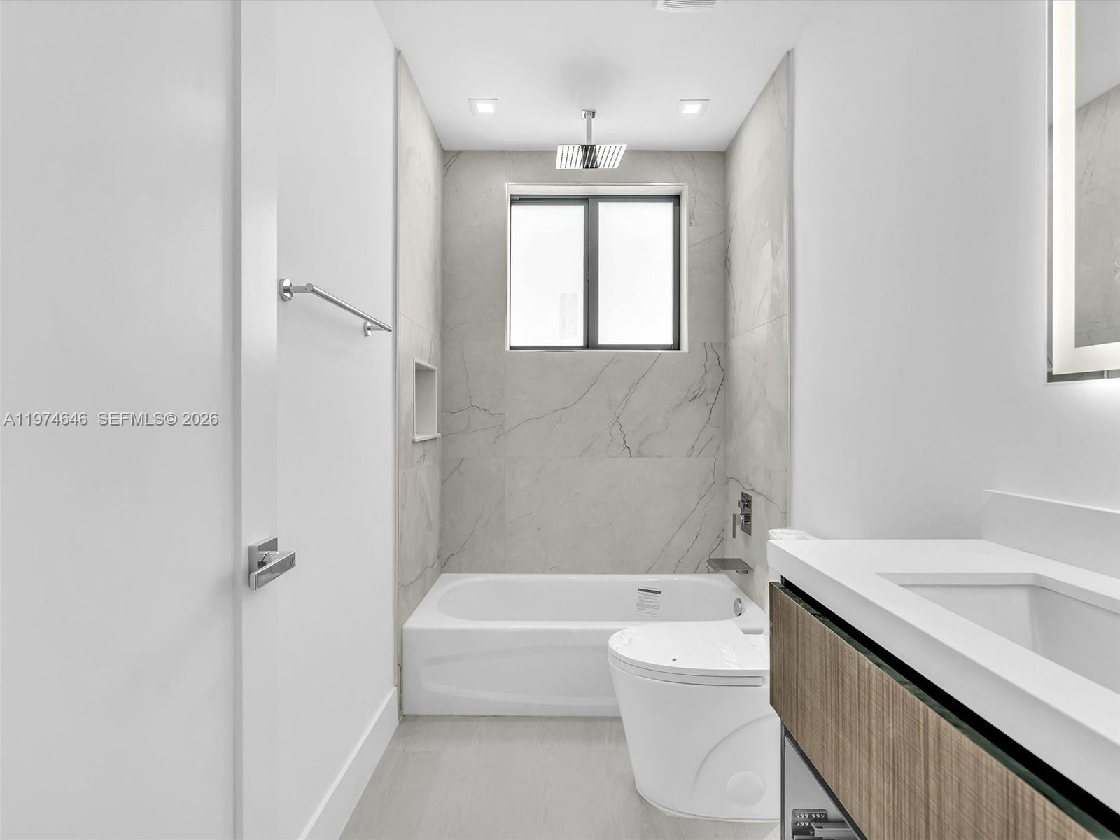 4636 SW 32ND AVE # C2