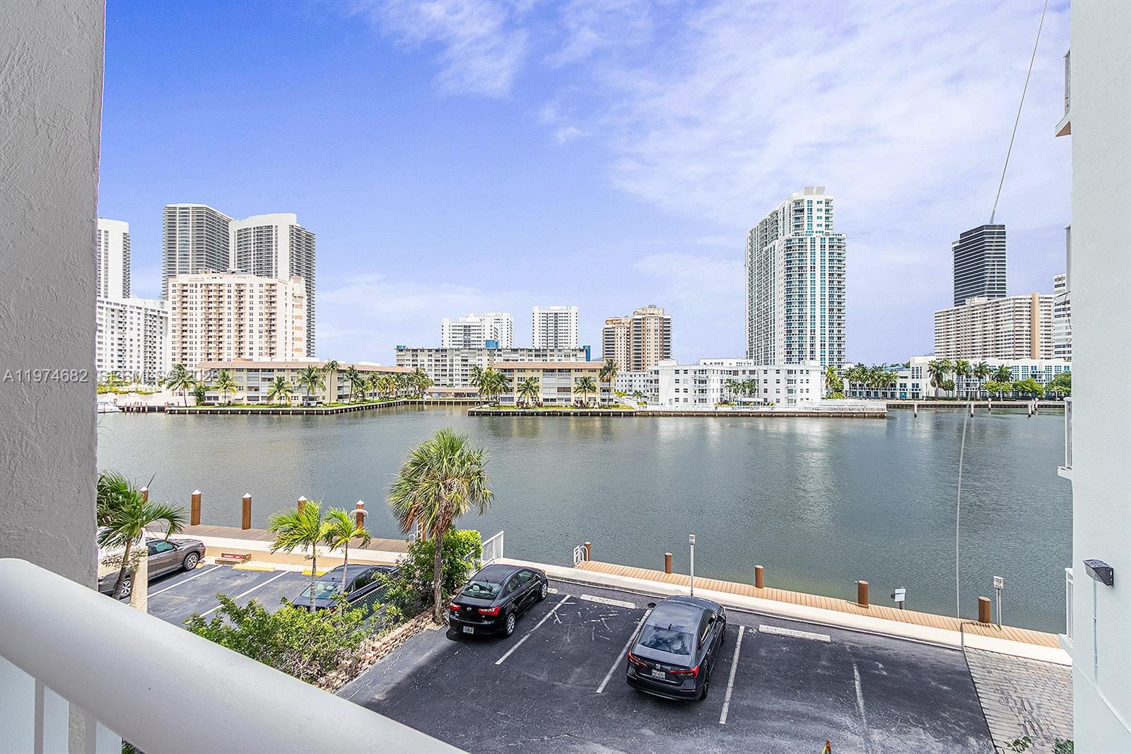 121 Golden Isles Dr # 201