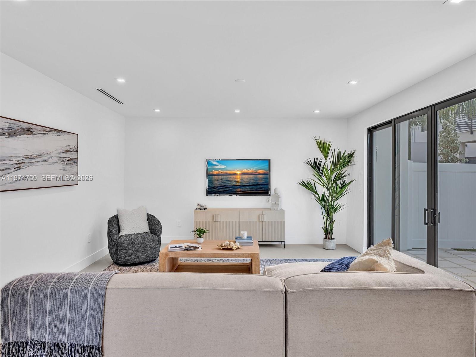 4628 SW 32ND AVE # A4