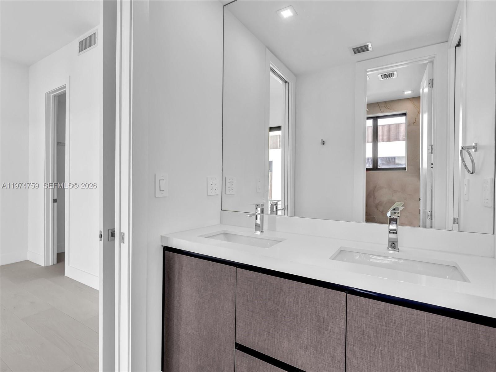 4628 SW 32ND AVE # A4