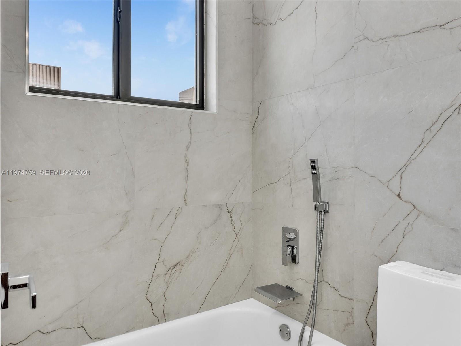 4628 SW 32ND AVE # A4