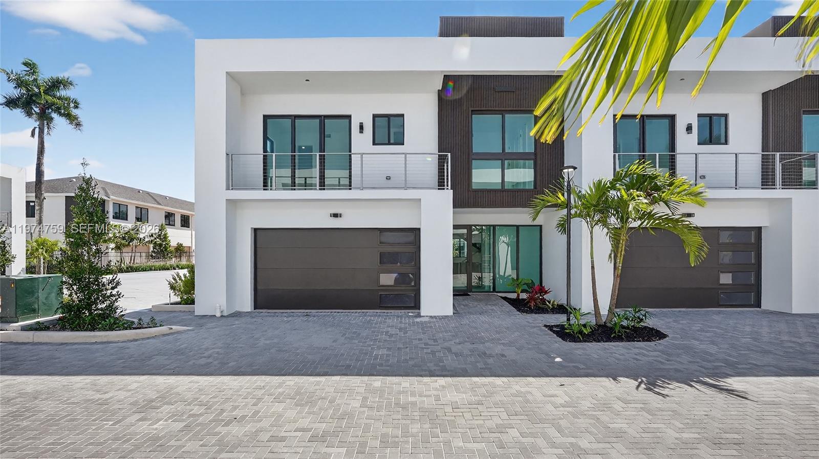 4628 SW 32ND AVE # A4