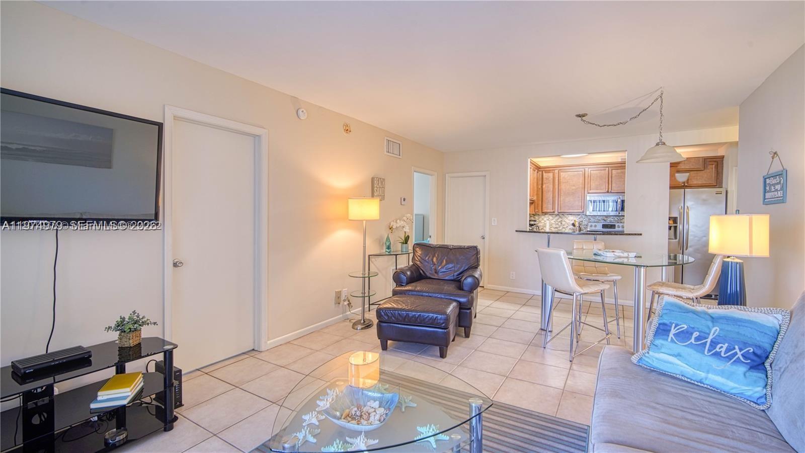 2900 Banyan St # 408