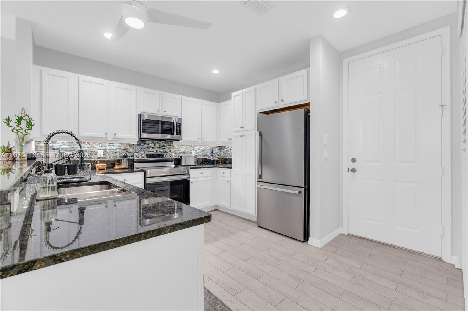 1019 W Longport Cir # 5A