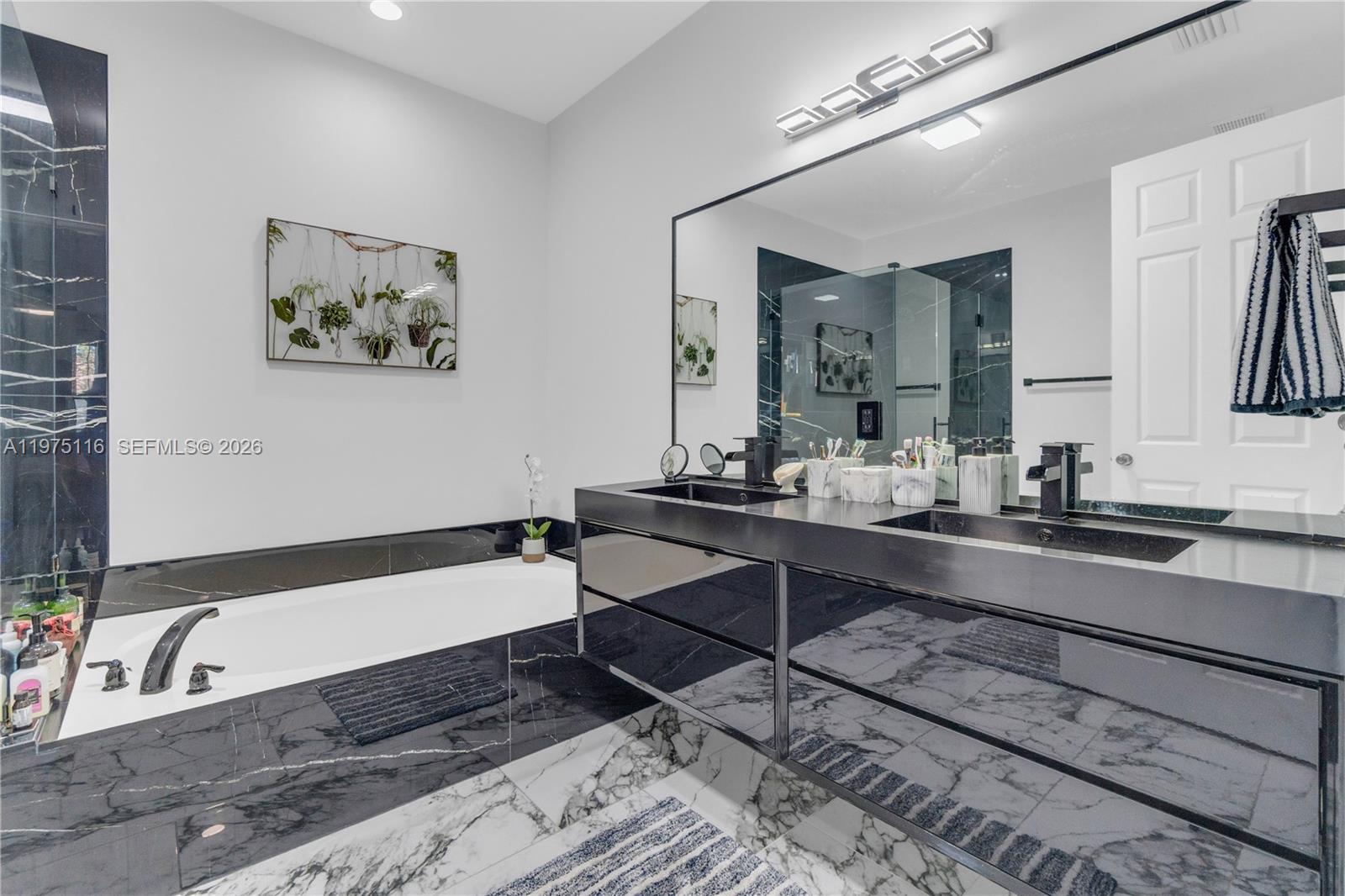 1019 W Longport Cir # 5A