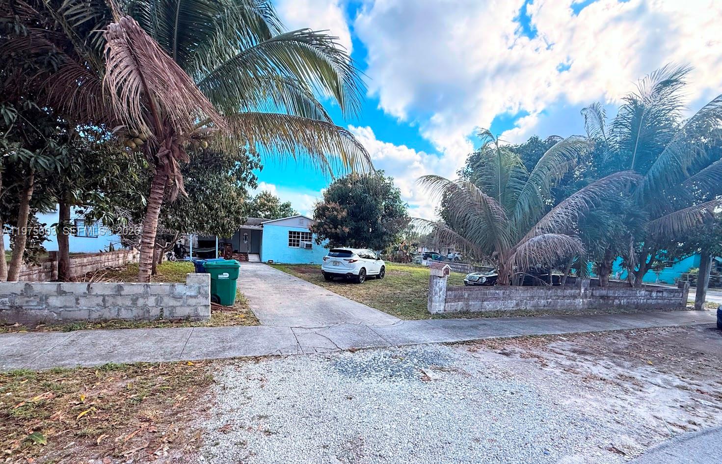 1086 NW 101st St