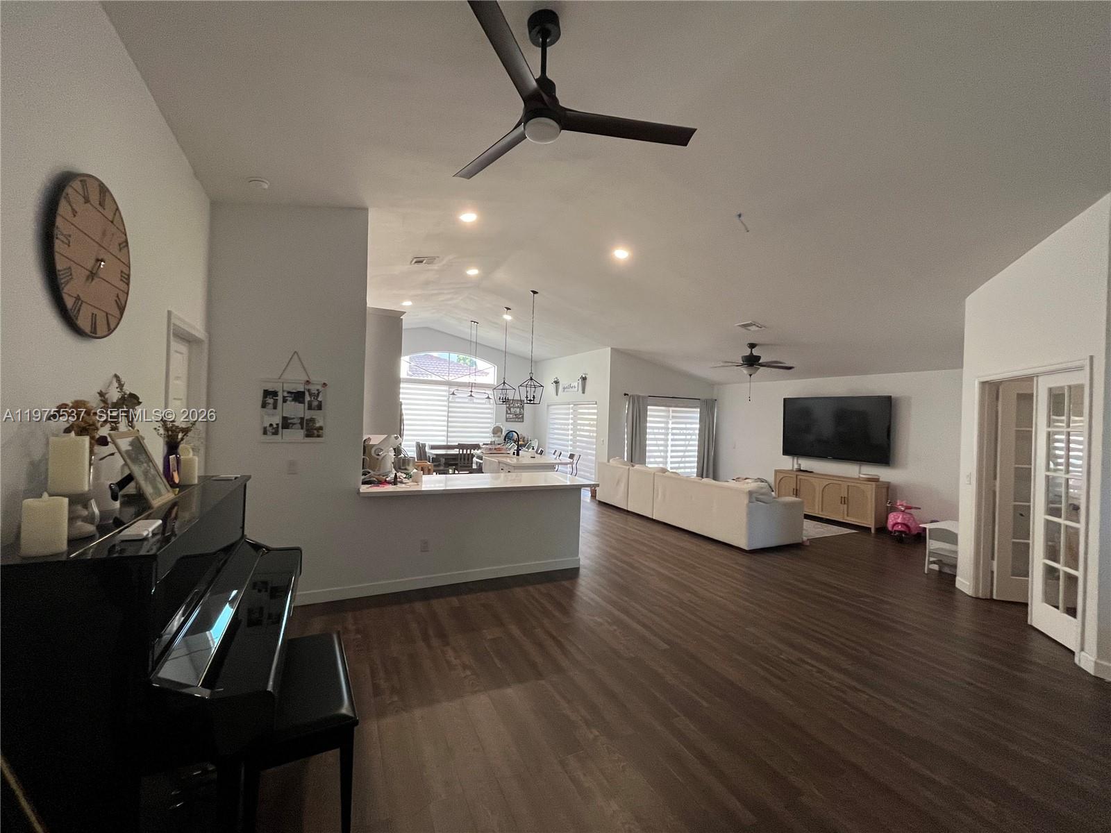 17901 NW 19th St