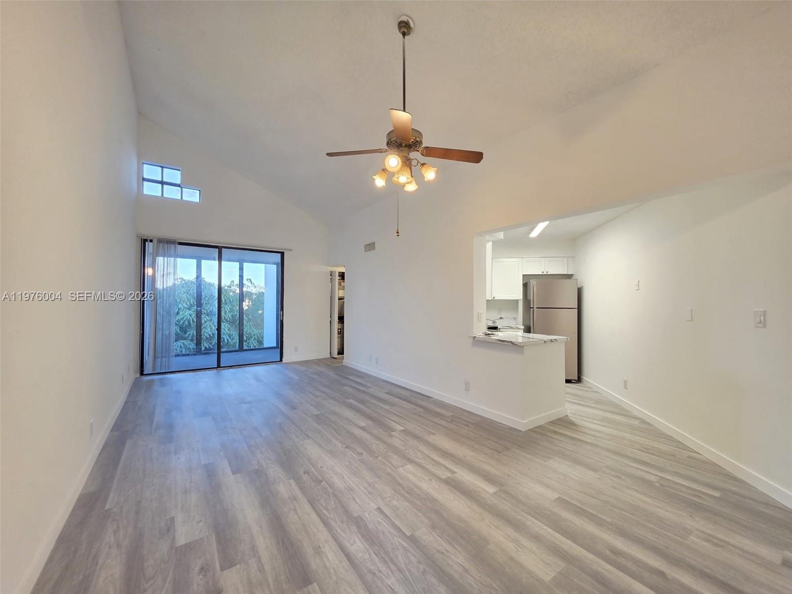 210 Lake Pointe Dr # 304