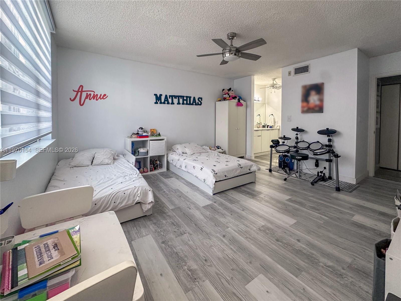 2766 S Carambola Cir S # 404