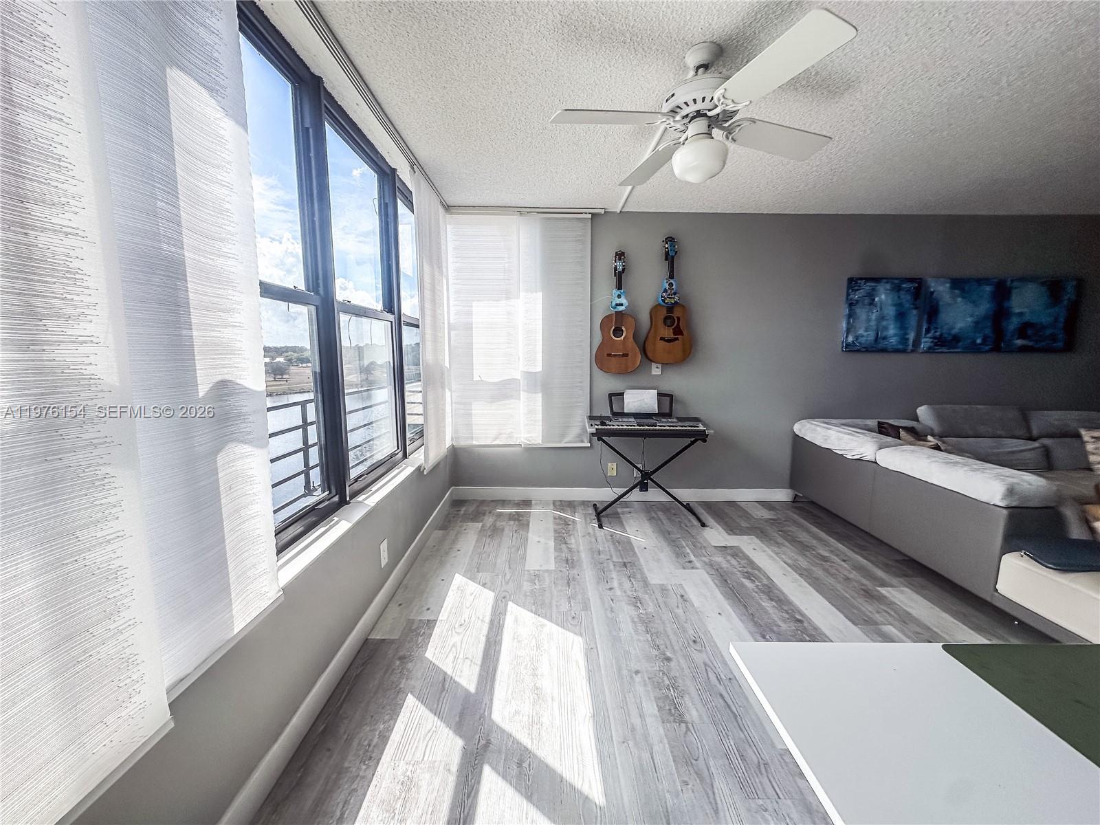 2766 S Carambola Cir S # 404