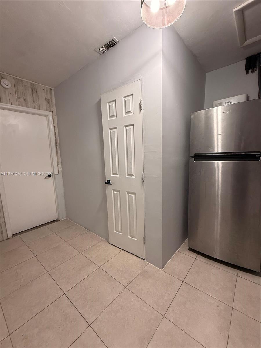5941 NW 14th Ct