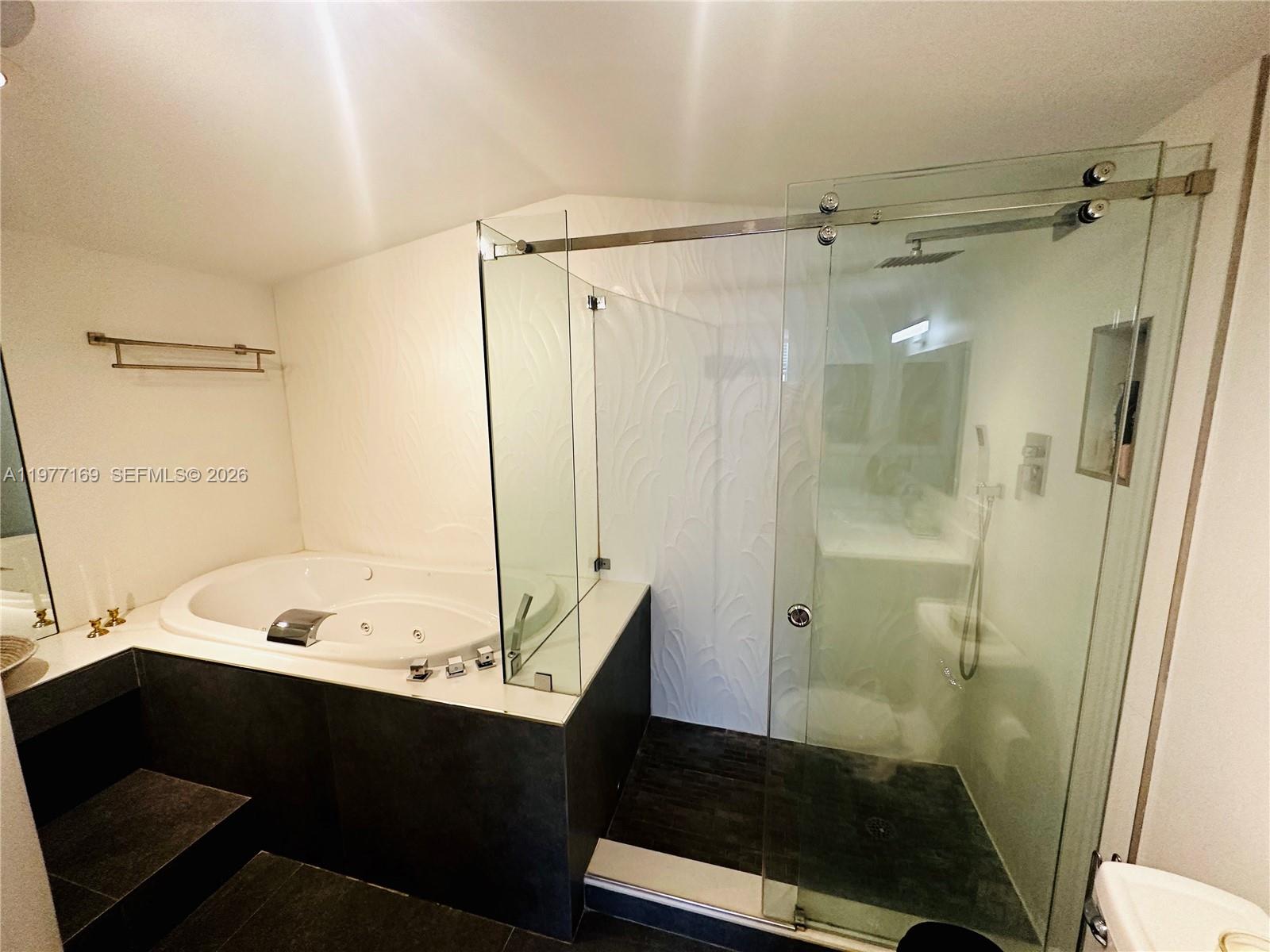 1501 S Ocean Dr # 1006