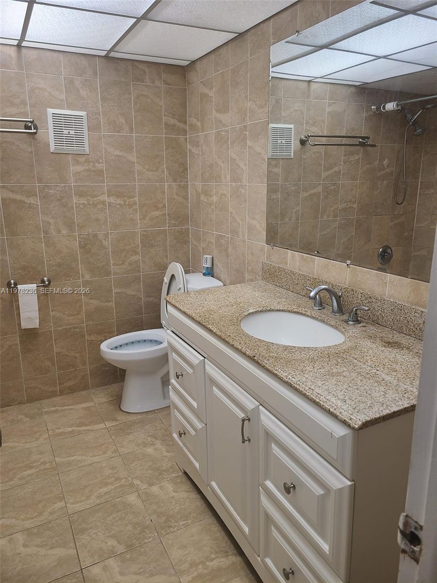 29 Seville Cir # 49 Unit: 4-49