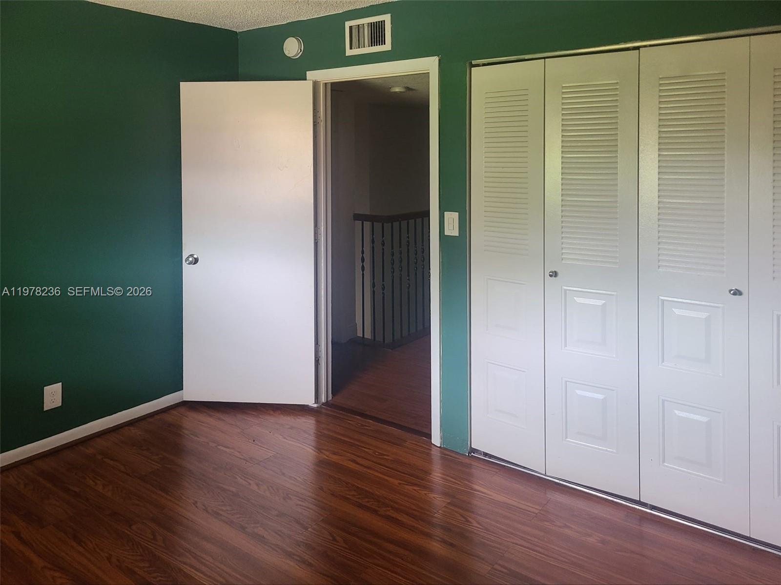 29 Seville Cir # 49 Unit: 4-49