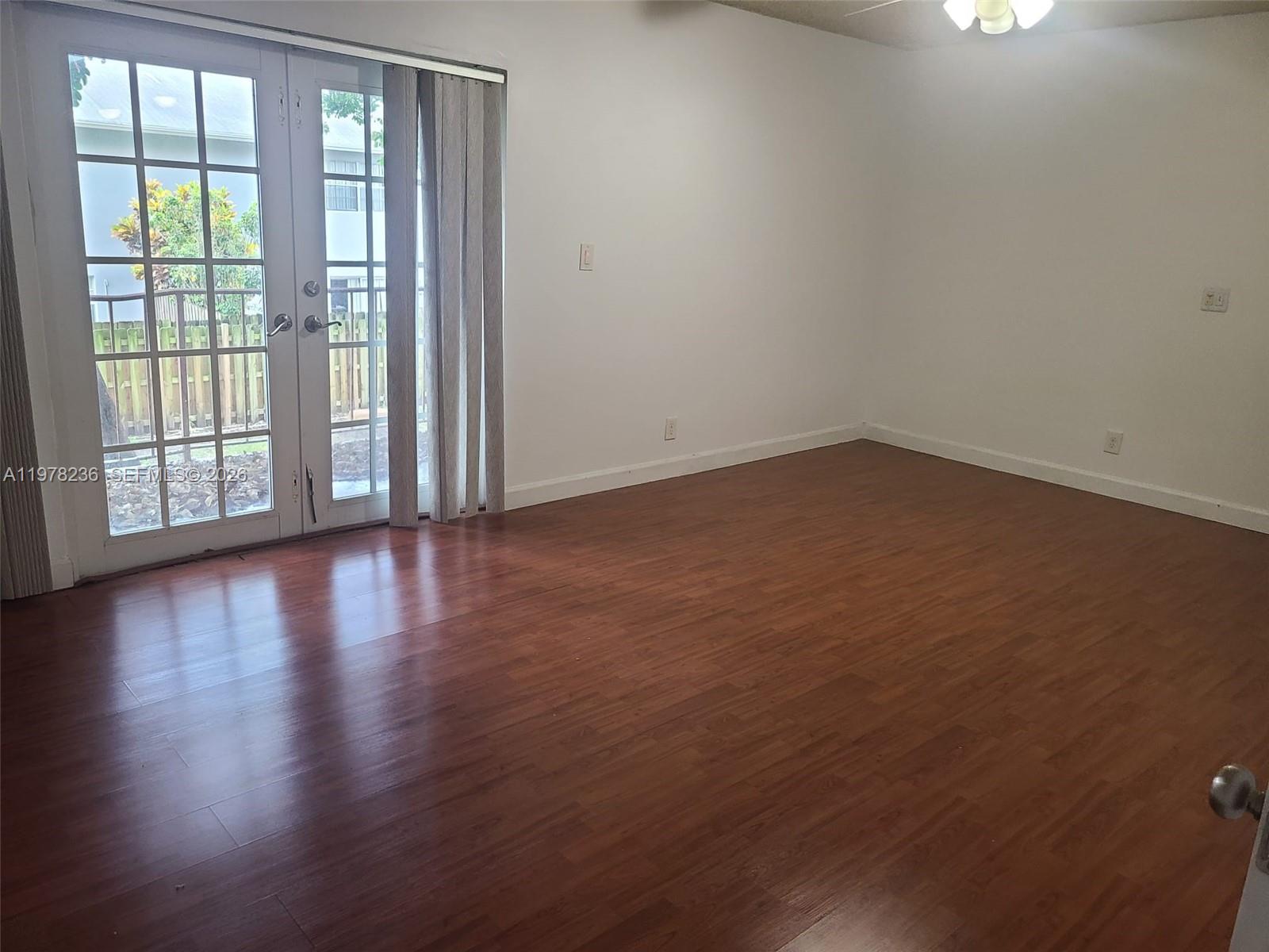 29 Seville Cir # 49 Unit: 4-49