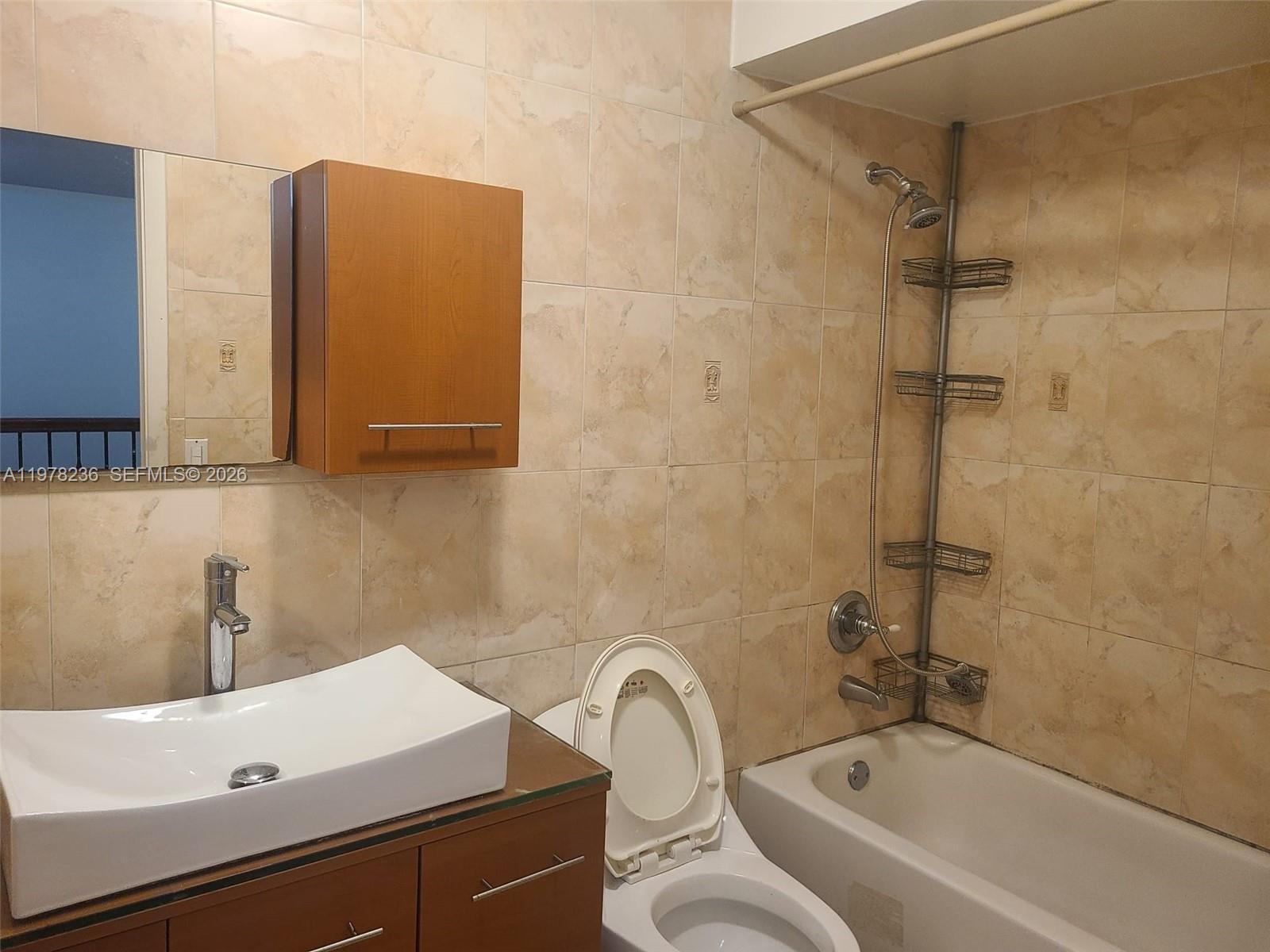 29 Seville Cir # 49 Unit: 4-49
