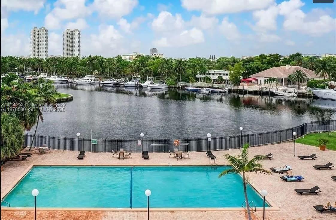 801 Three Islands Blvd # 520