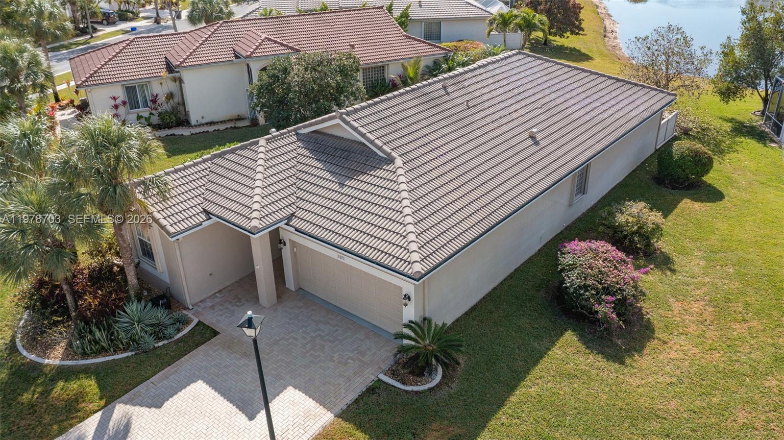 2675 Clipper Cir