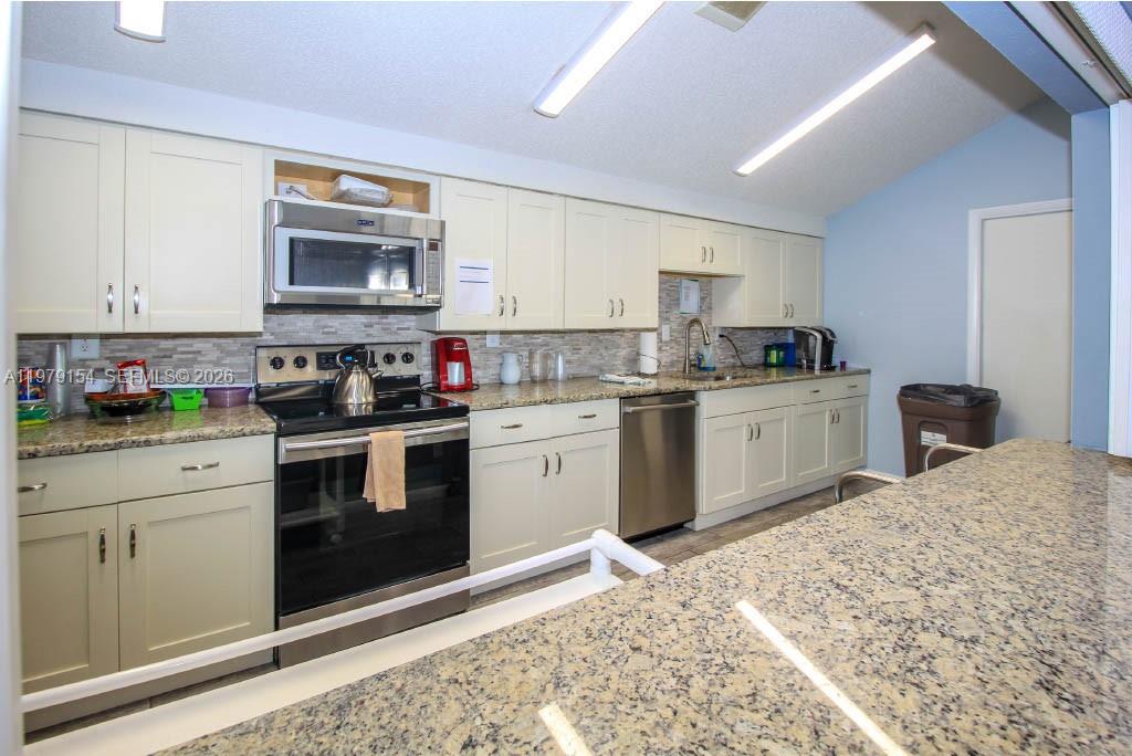 6531 SE Federal Hwy # N105