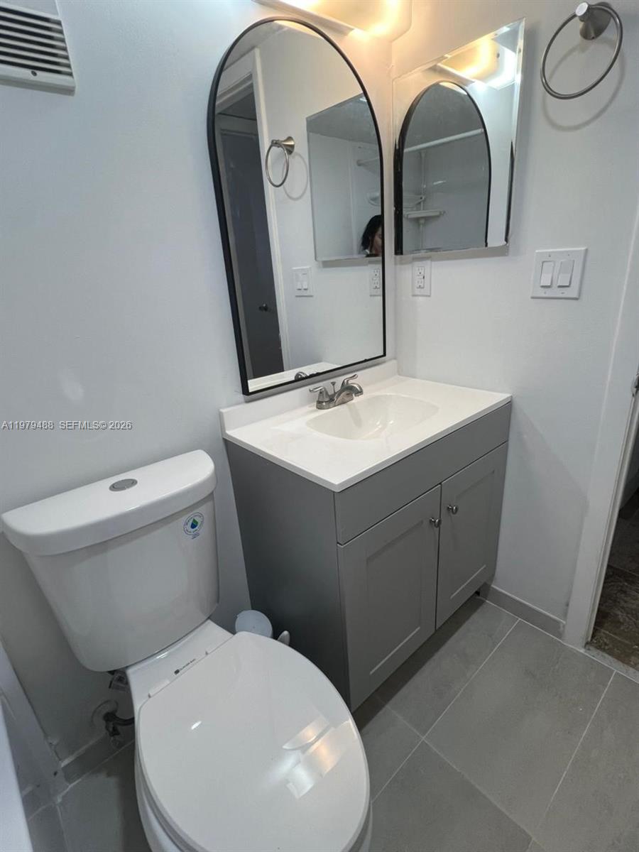 11700 SW 2 # 13307