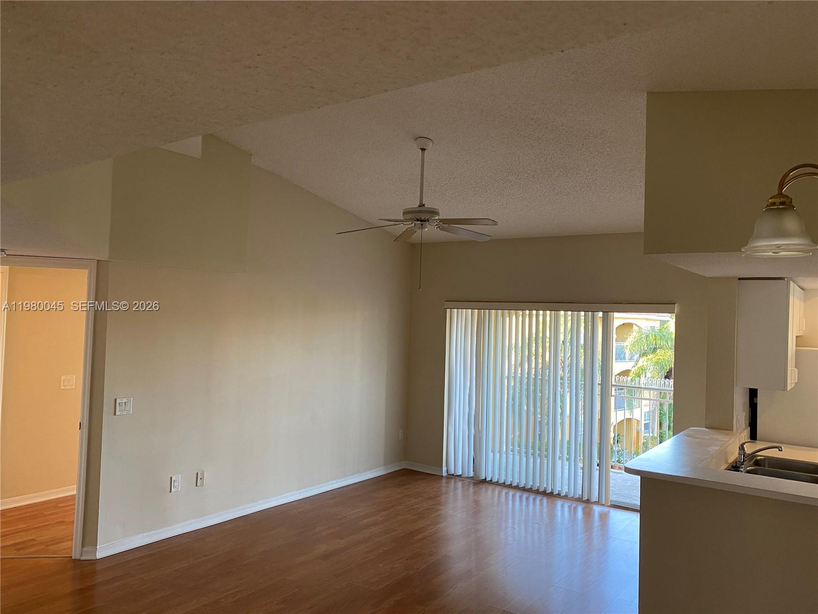 9645 NW 1ST CT # 302 Unit: 1-302