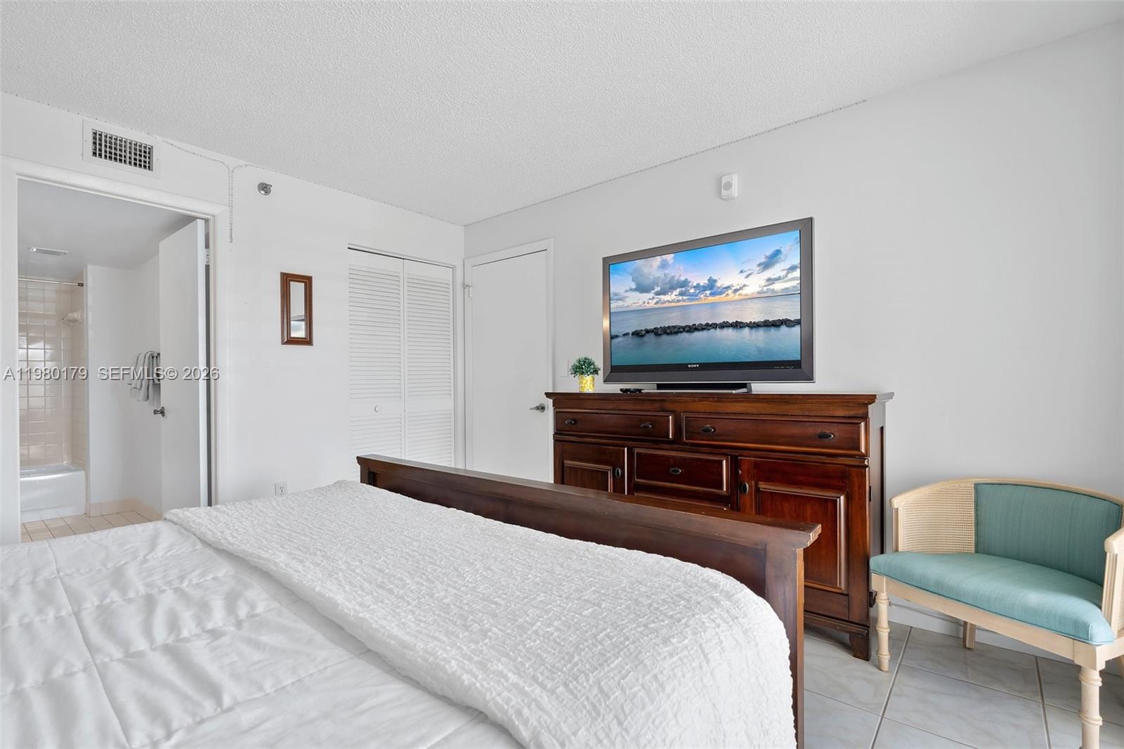 17801 N Bay Rd # 607