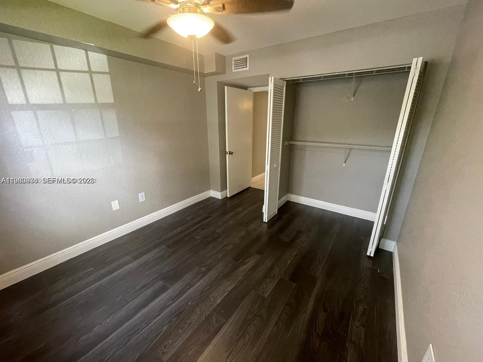 2811 N Oakland Forest Dr # 110