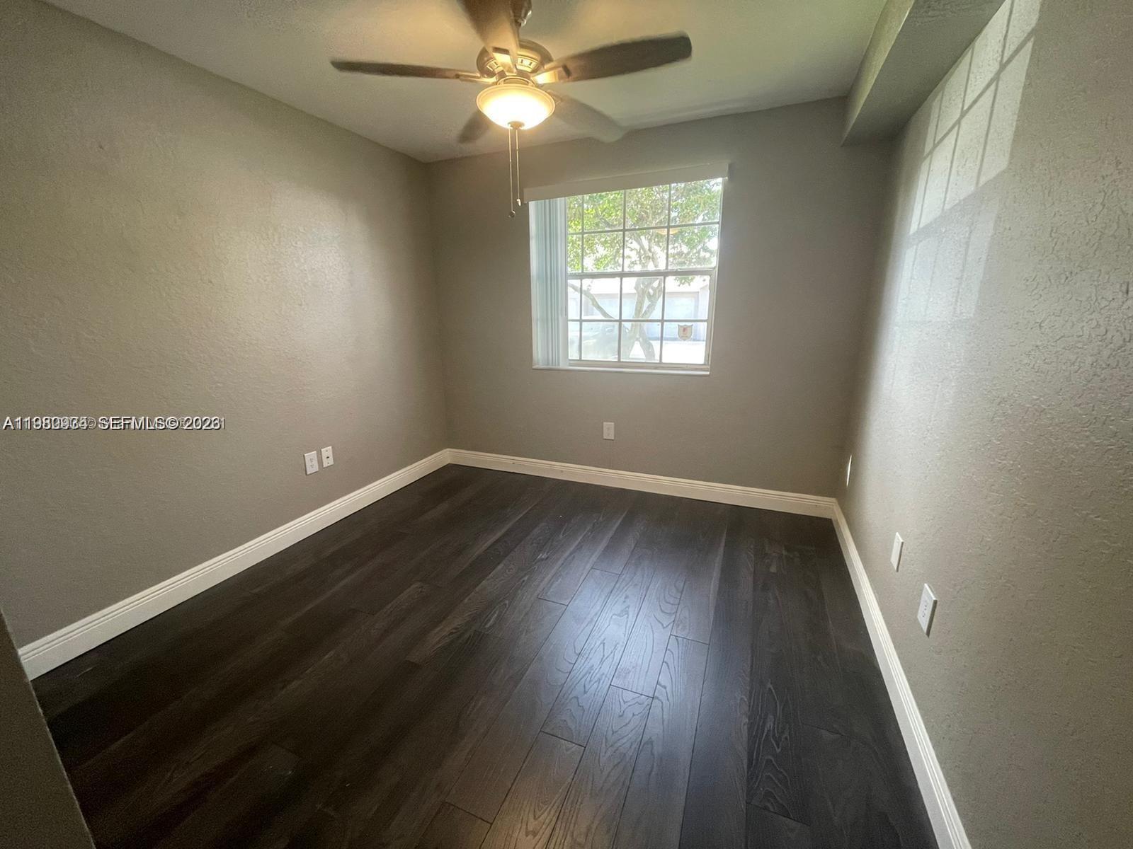 2811 N Oakland Forest Dr # 110