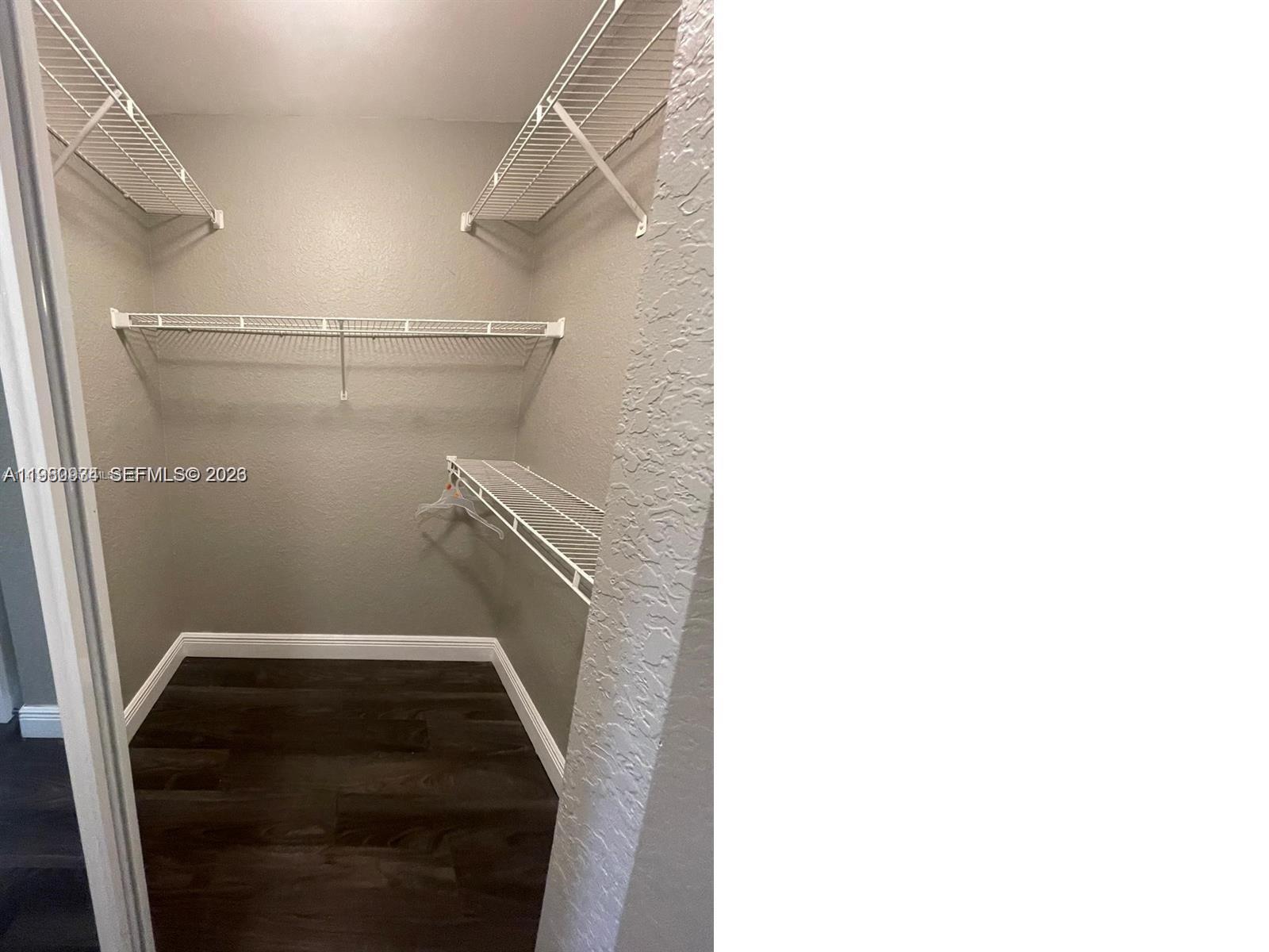2811 N Oakland Forest Dr # 110