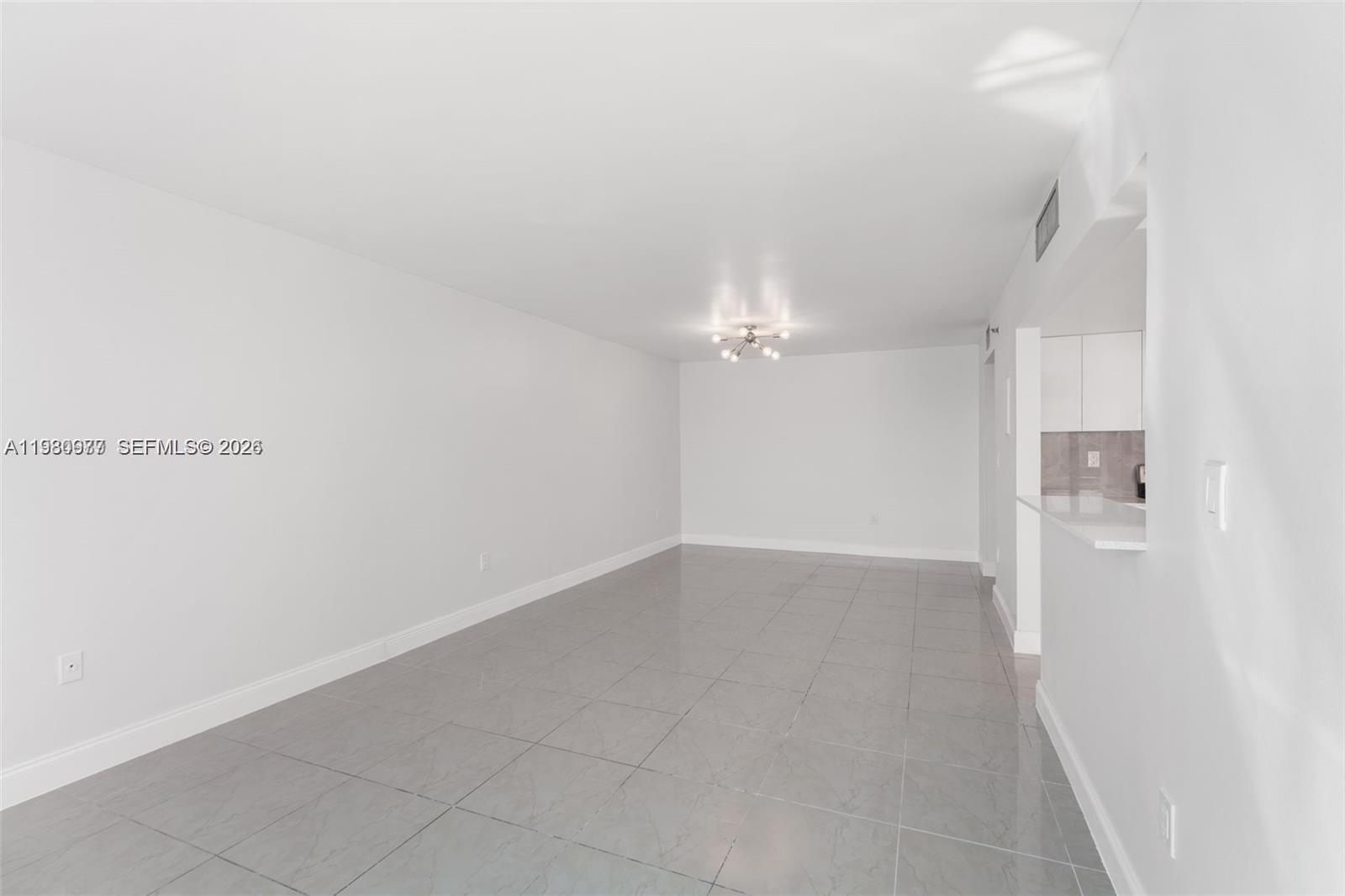 17890 W Dixie Hwy # 501