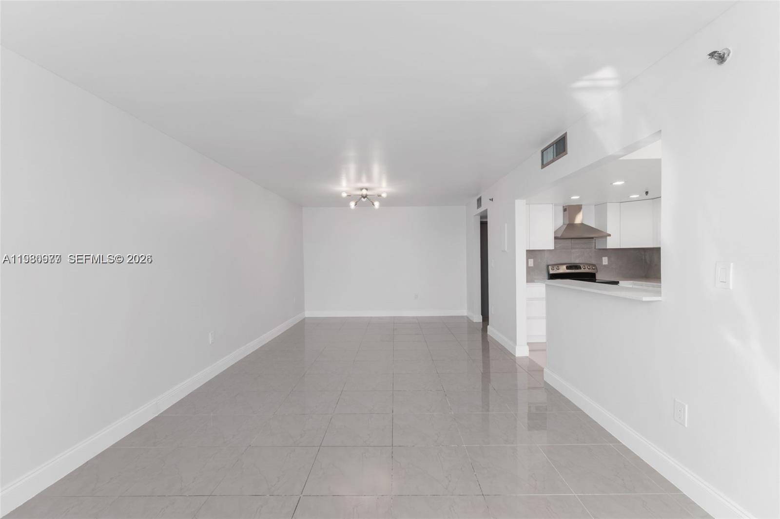 17890 W Dixie Hwy # 501