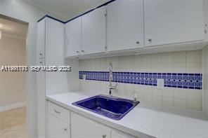 2020 NE 51st Ct # 203