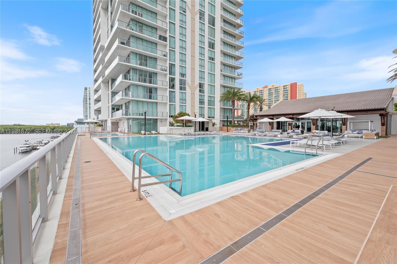 300 Sunny Isles Blvd # 1501 Unit: 4-1501