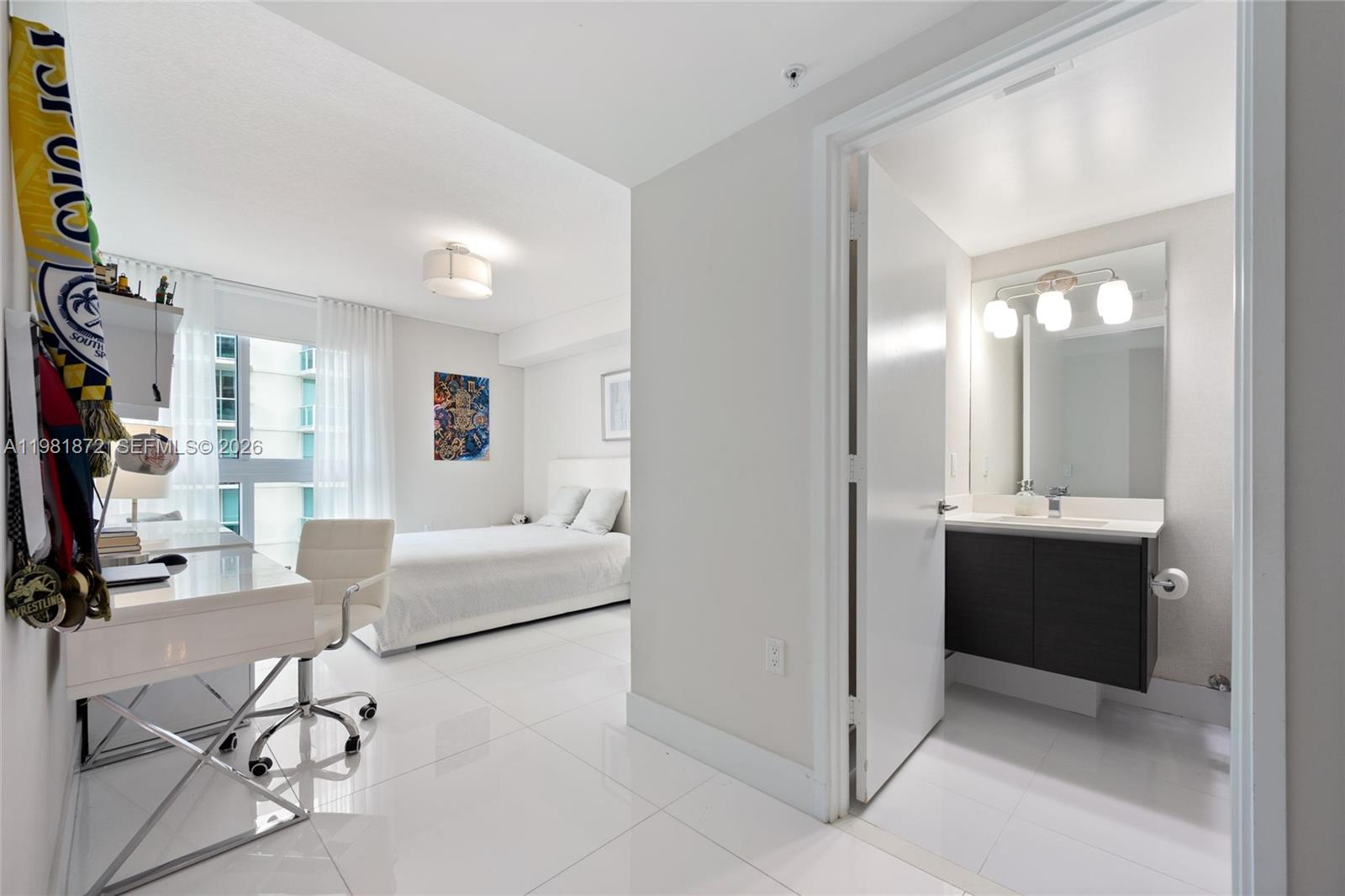 300 Sunny Isles Blvd # 1501 Unit: 4-1501