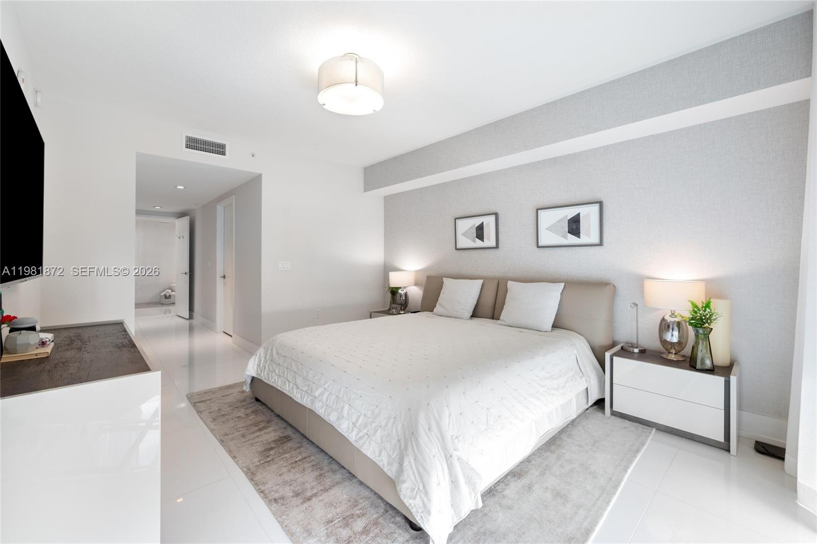 300 Sunny Isles Blvd # 1501 Unit: 4-1501