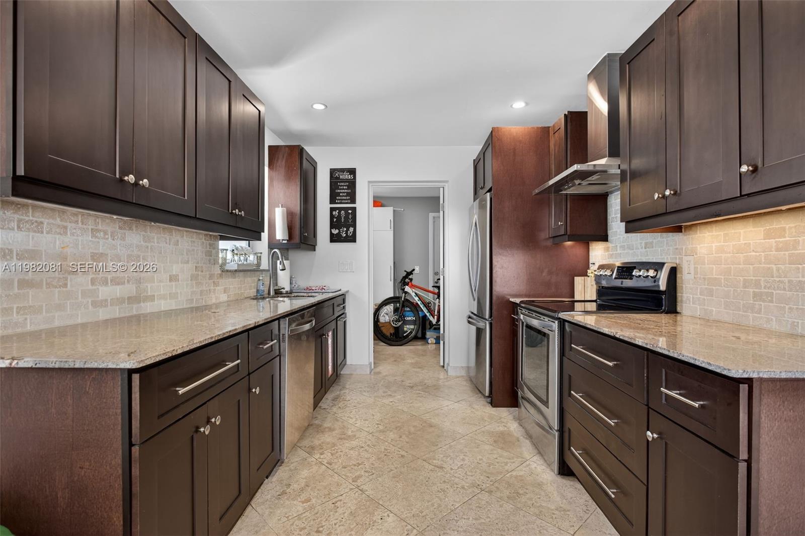 2136 NE 56th Pl