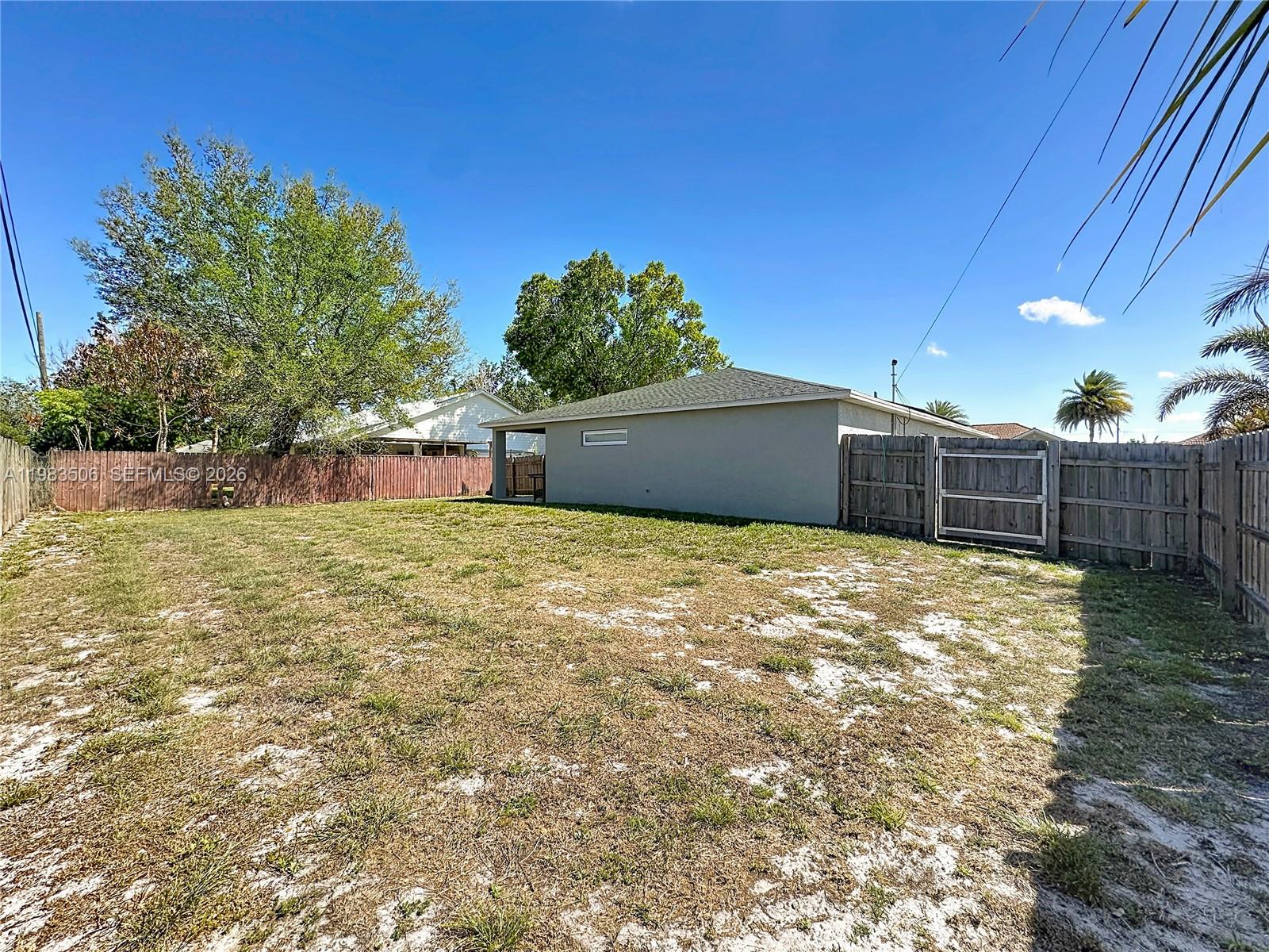 865 SW Mccracken Ave, Port St. Lucie