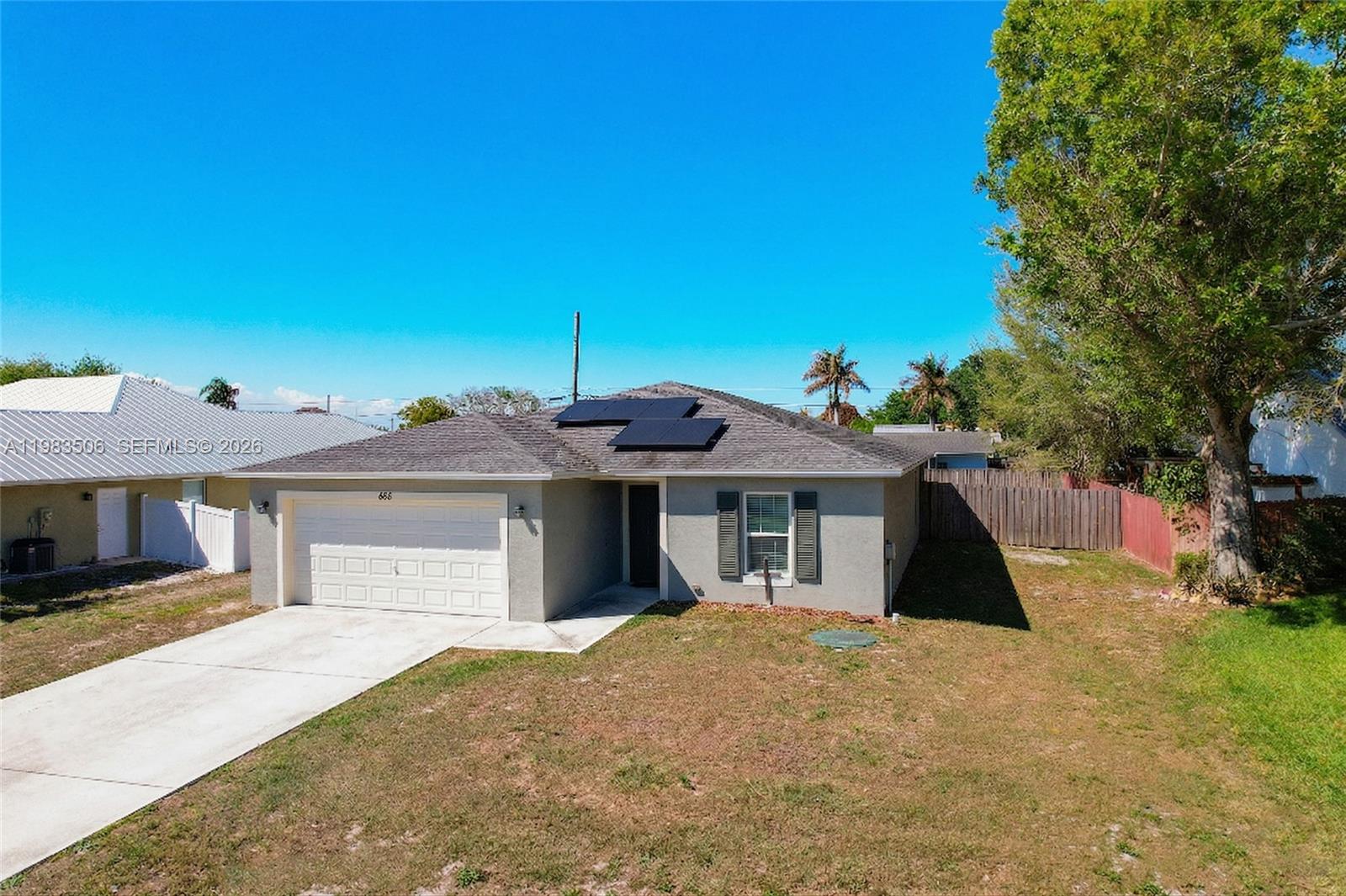 865 SW Mccracken Ave, Port St. Lucie
